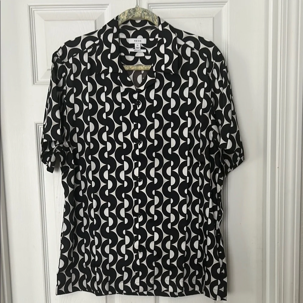 Reiss Black and White Camp Button Down Shirt - Picture 4 of 6
